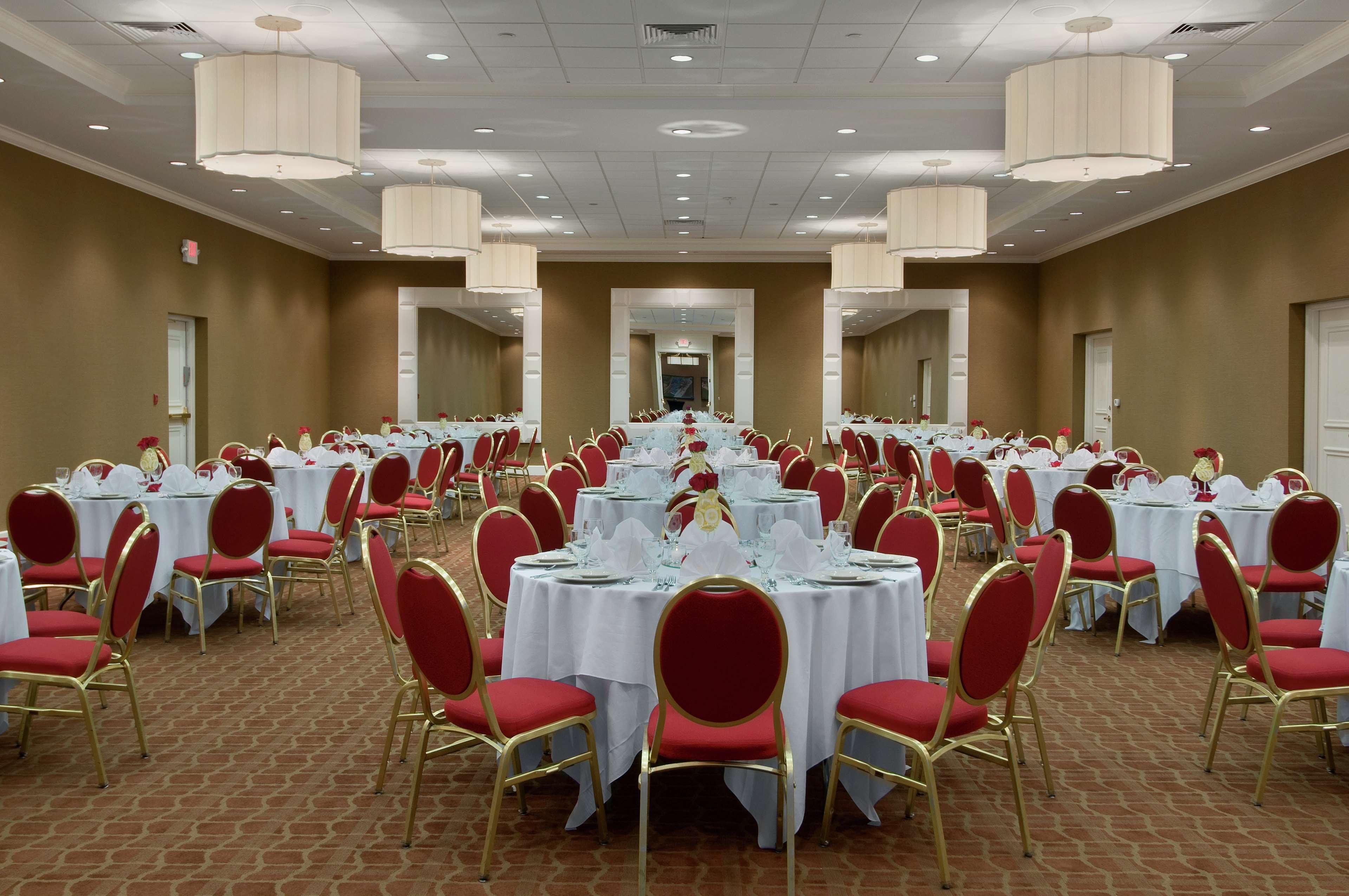 Hotel Hilton St. Louis Airport Woodson Terrace Udogodnienia zdjęcie